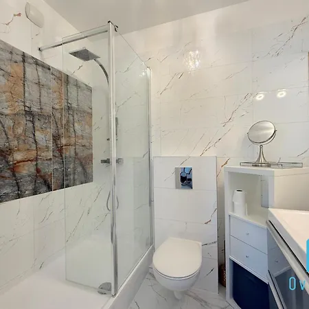 Bloom With Sauna & Gym, 5 Min To Baltic Sea & Polsat Arena Апартаменты *